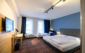 Theambassador Hotel I City  3*